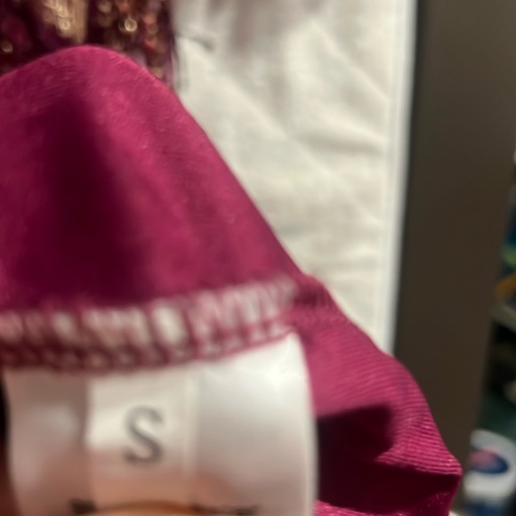 NWOT. Maroon. Party cocktail dress bodycon sequins. Stretches - Picture 13 of 14